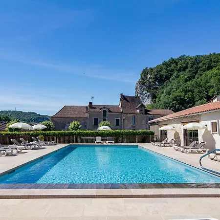 La Truite Doree Отель 3*