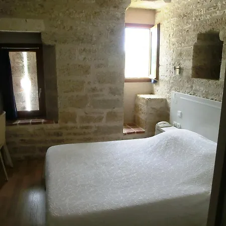 Отель La Truite Doree 3*