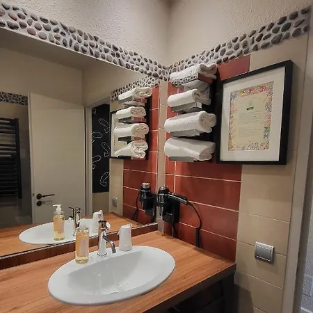 Отель La Truite Doree Vers (Lot)