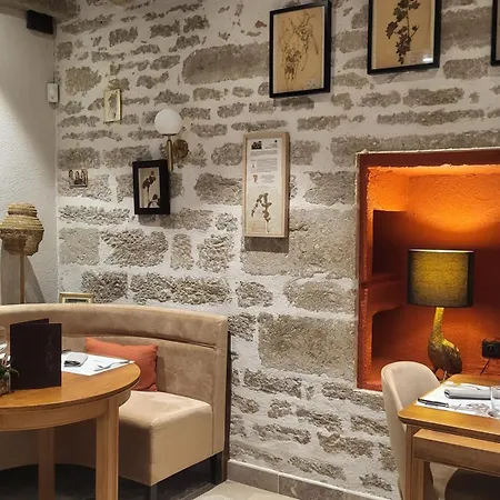 Logis La Truite Dorée 3*