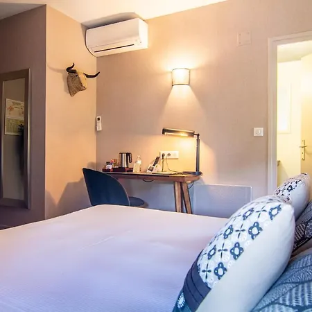 Ξενοδοχείο La Truite Doree 3*