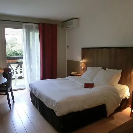 Szálloda La Truite Doree Vers