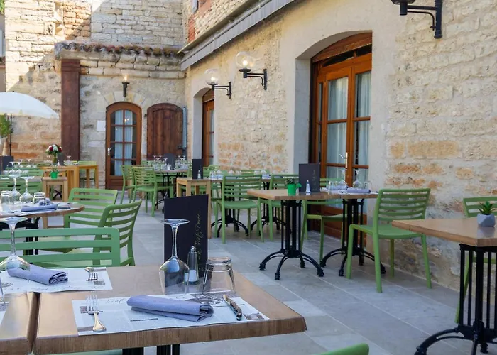 ホテル La Truite Doree 3*