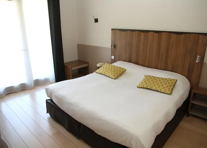 Logis La Truite Dorée Hotel