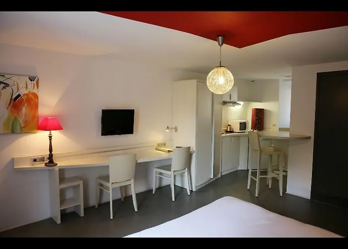 La Truite Doree ホテル